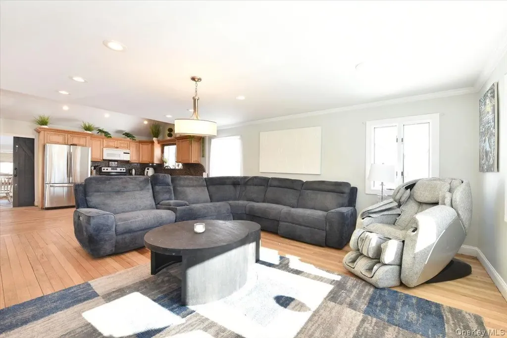 1721 Michael William Road North Merrick NY 11566
