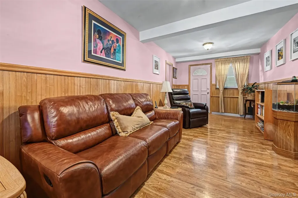 95 Rhodes Avenue Hempstead NY 11550