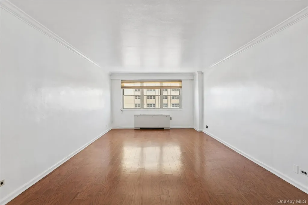 10230 66 Road Forest Hills NY 11375