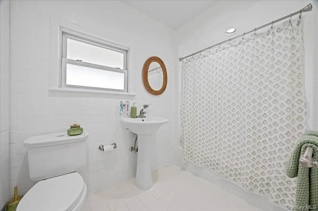 629 Hillside Avenue Mamaroneck NY 10543