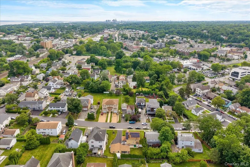 629 Hillside Avenue Mamaroneck NY 10543