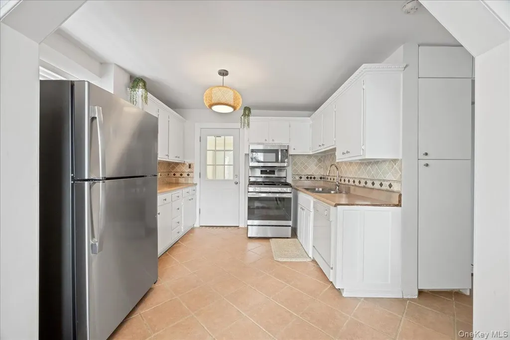 629 Hillside Avenue Mamaroneck NY 10543