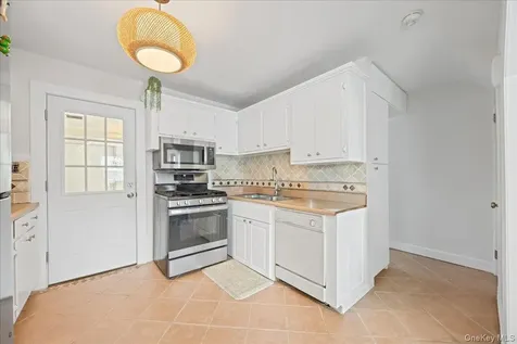 629 Hillside Avenue Mamaroneck NY 10543