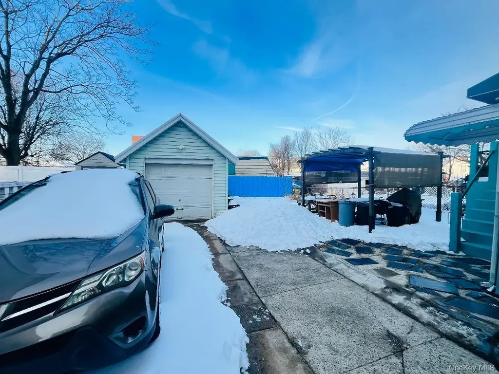 14705 35th Avenue Flushing NY 11354