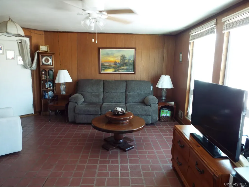 2492 Route 17b Bethel NY 12726