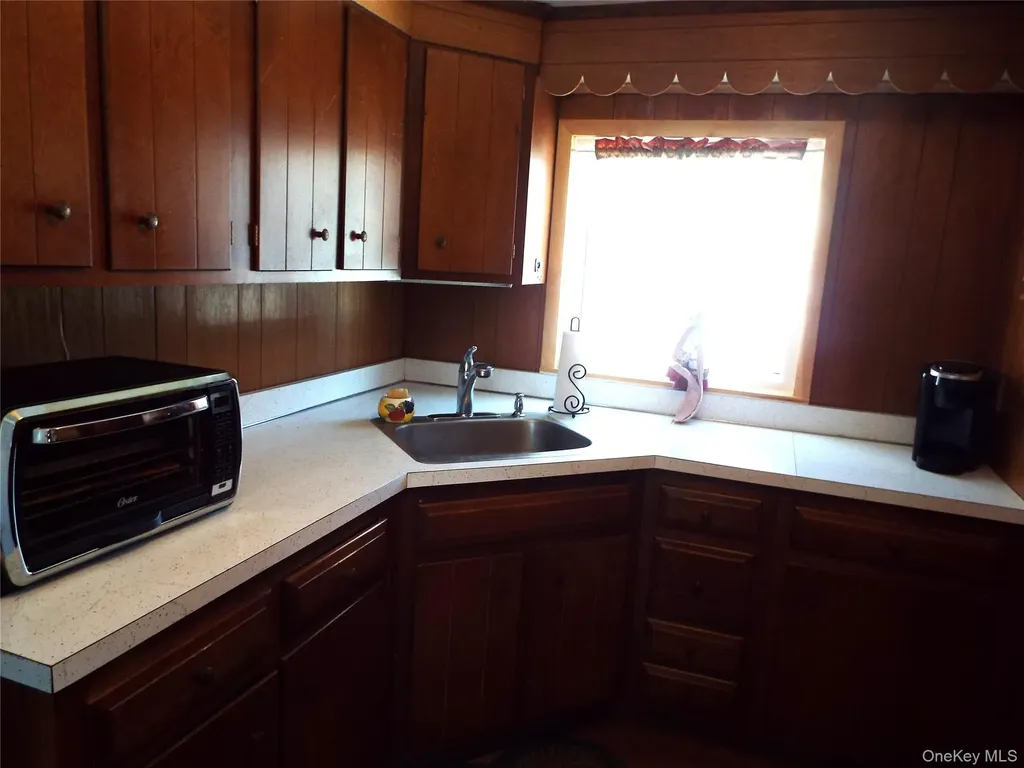 2492 Route 17b Bethel NY 12726