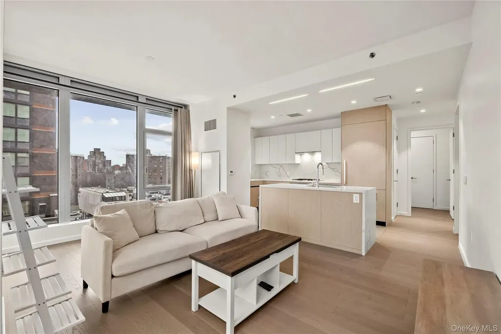 13327 39th Avenue Flushing NY 11354