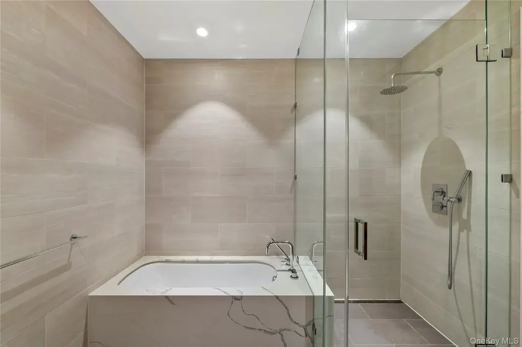 13327 39th Avenue Flushing NY 11354