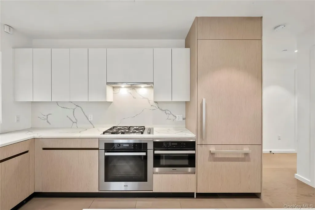 13327 39th Avenue Flushing NY 11354