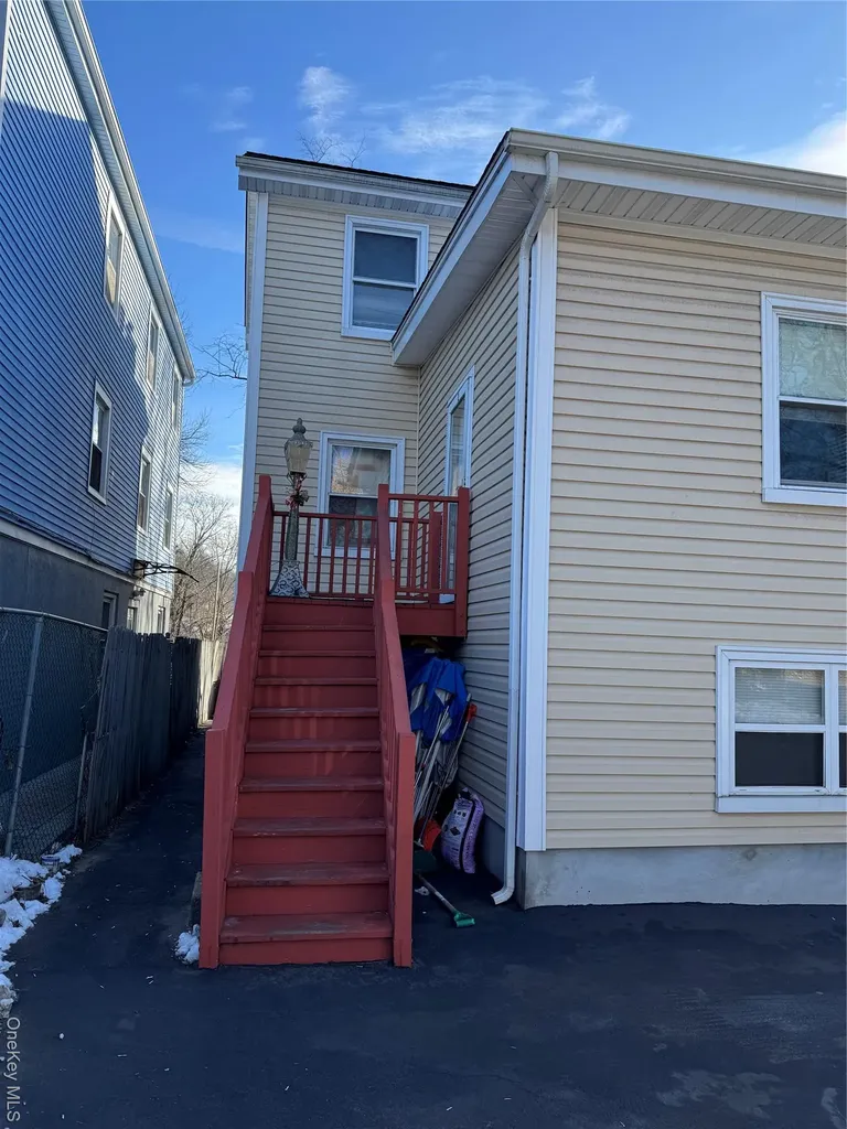 17 Dobbs Ferry Road White Plains NY 10607