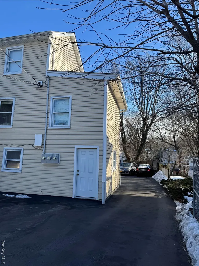 17 Dobbs Ferry Road White Plains NY 10607