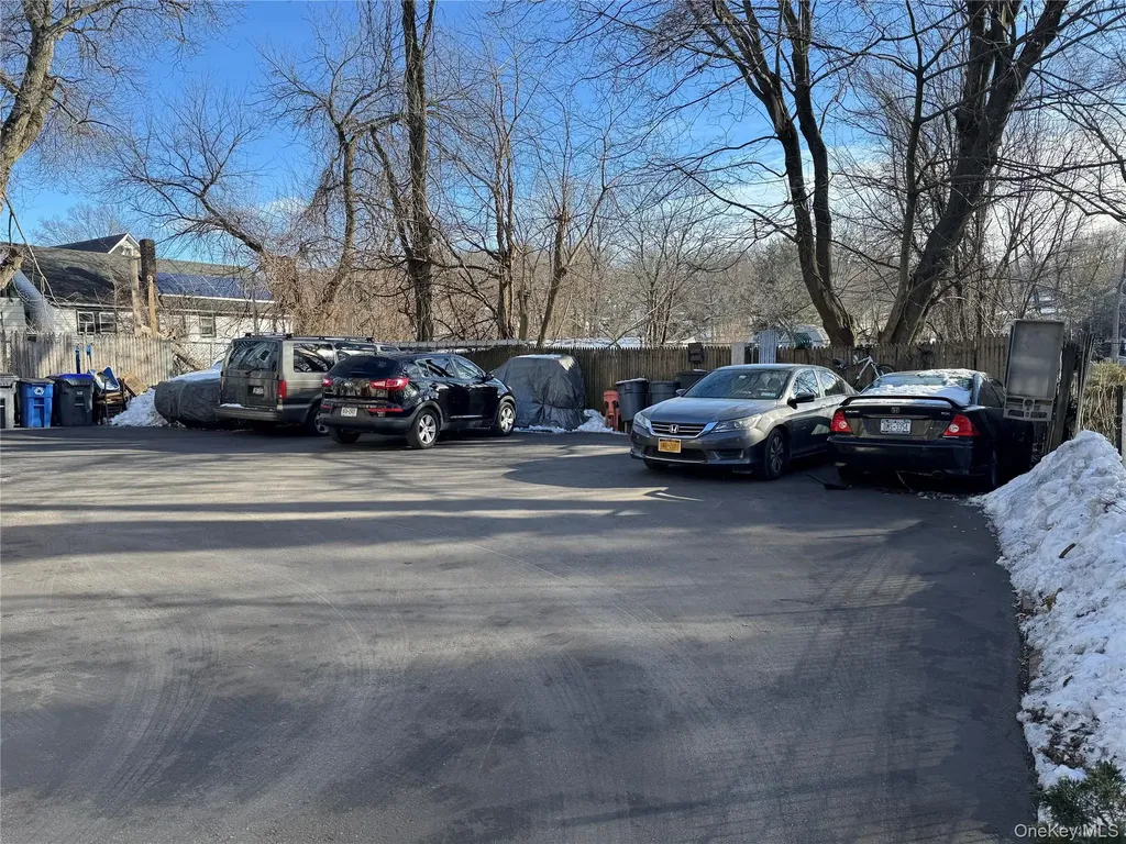 17 Dobbs Ferry Road White Plains NY 10607