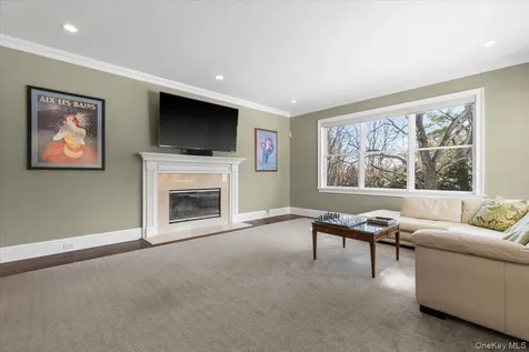 12 Old Lyme Road Scarsdale NY 10583