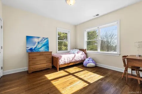 12 Old Lyme Road Scarsdale NY 10583