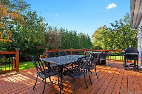 12 Old Lyme Road Scarsdale NY 10583