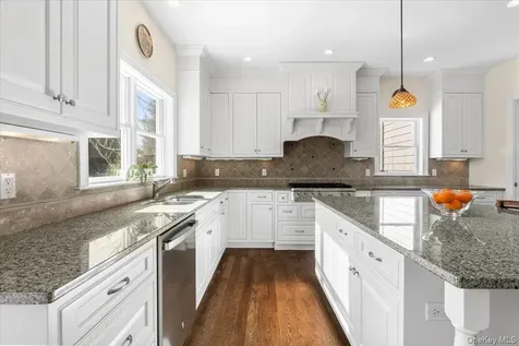 12 Old Lyme Road Scarsdale NY 10583
