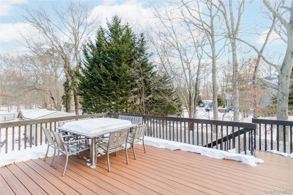 61 Pine Drive Nesconset NY 11767
