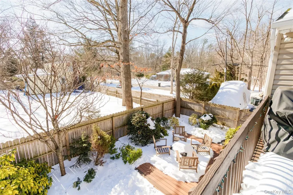 61 Pine Drive Nesconset NY 11767