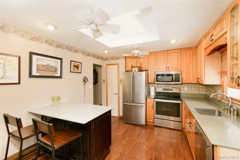 61 Pine Drive Nesconset NY 11767