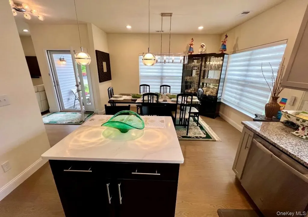 37 Willow Circle Coram NY 11727