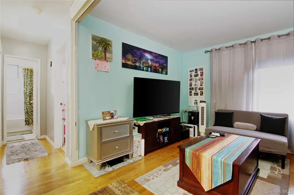 78 Gibson Boulevard Valley Stream NY 11581