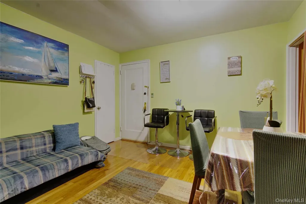 78 Gibson Boulevard Valley Stream NY 11581
