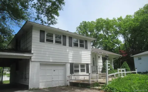 10 Lori Street Poughkeepsie NY 12603