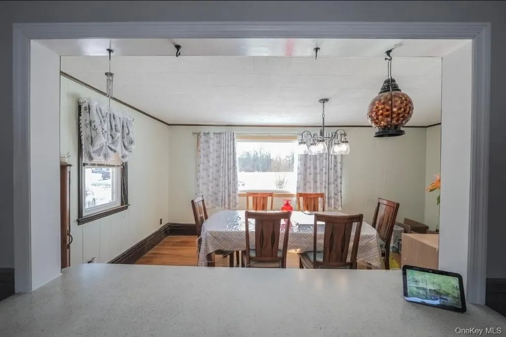 40 Bates Lane Wallkill NY 12589