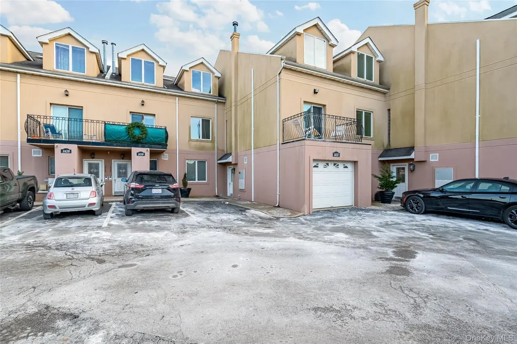 1432 Outlook Avenue Bronx NY 10465