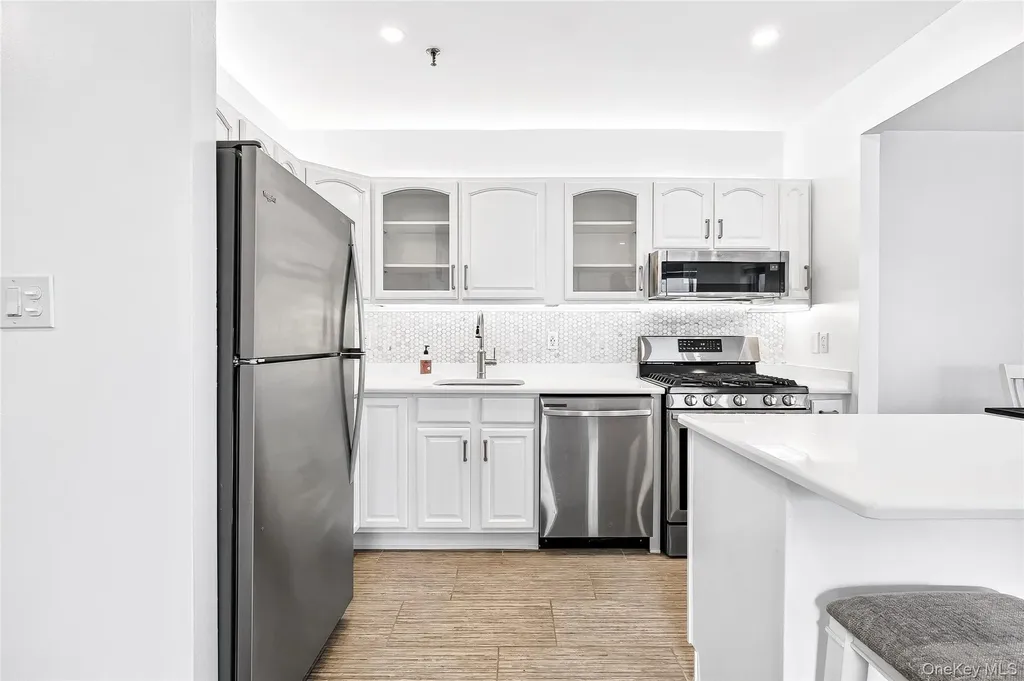 1432 Outlook Avenue Bronx NY 10465
