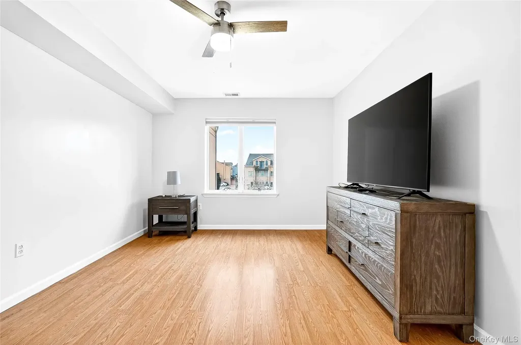 1432 Outlook Avenue Bronx NY 10465