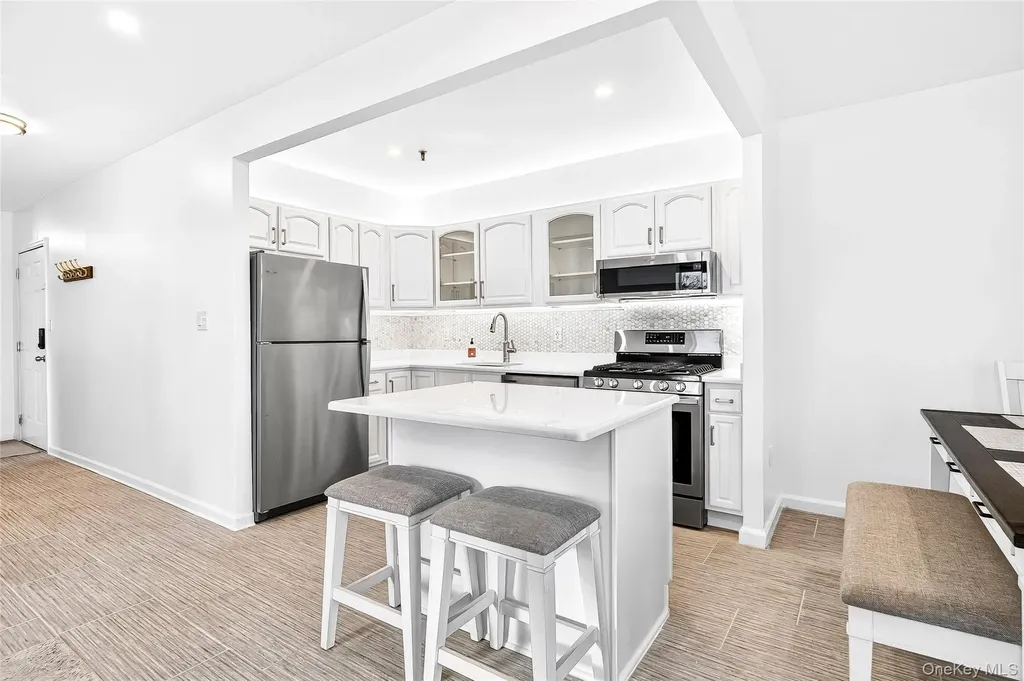 1432 Outlook Avenue Bronx NY 10465