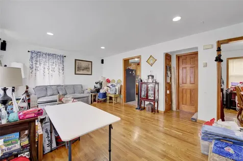 25103 Union Turnpike Bellerose NY 11426