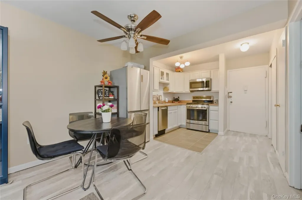 280 Guy Lombardo Avenue Freeport NY 11520