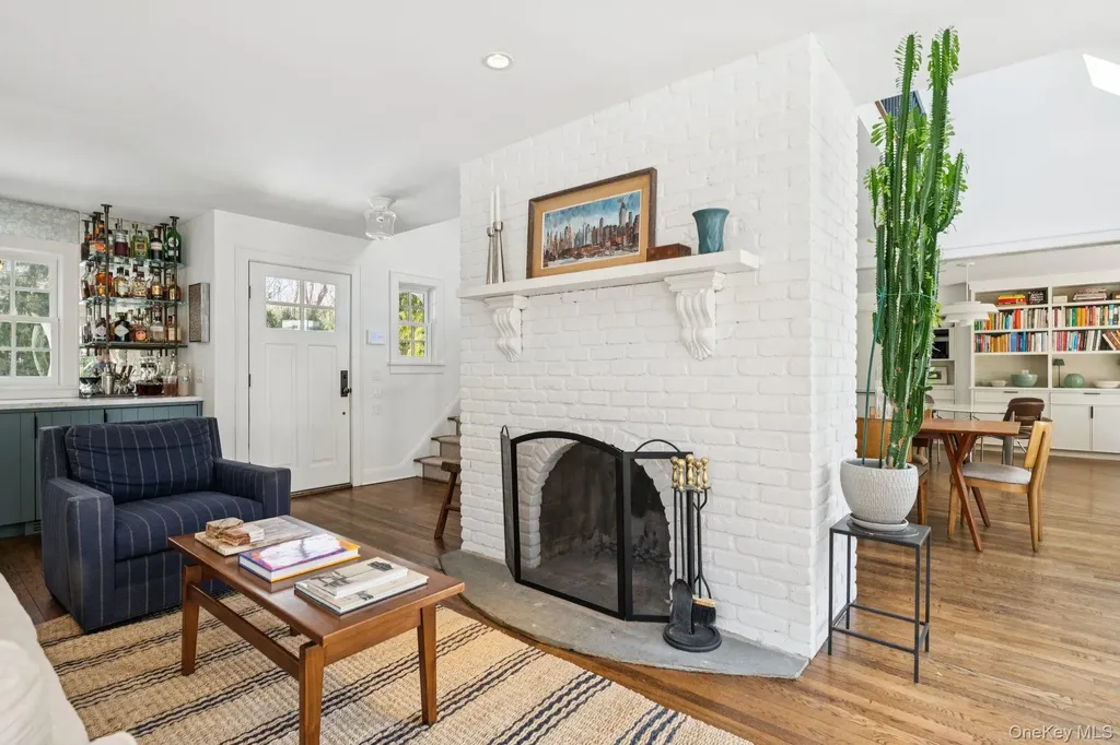 9 Wallace Lane Brookhaven NY 11719