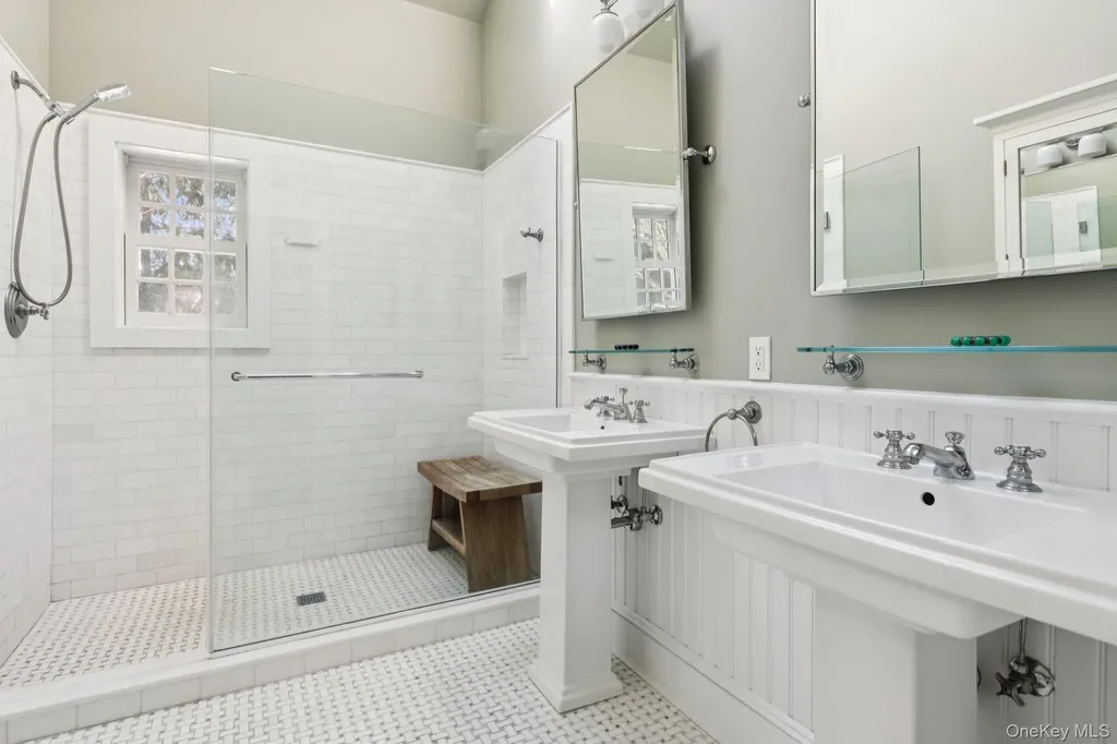 9 Wallace Lane Brookhaven NY 11719