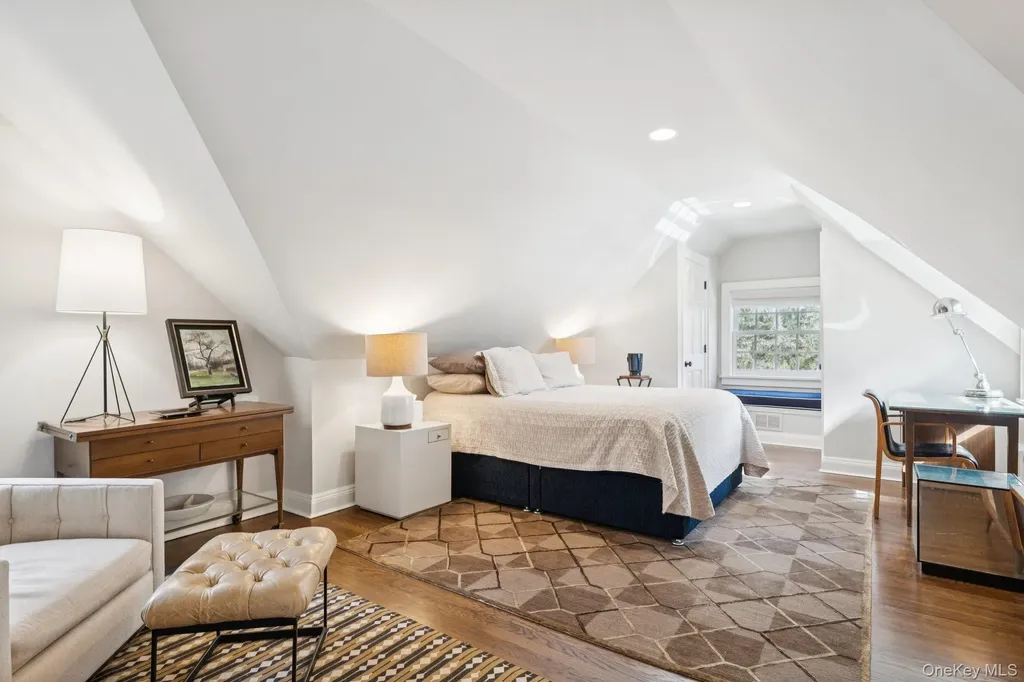 9 Wallace Lane Brookhaven NY 11719