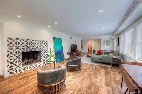 58 Allen Road Rockville Centre NY 11570