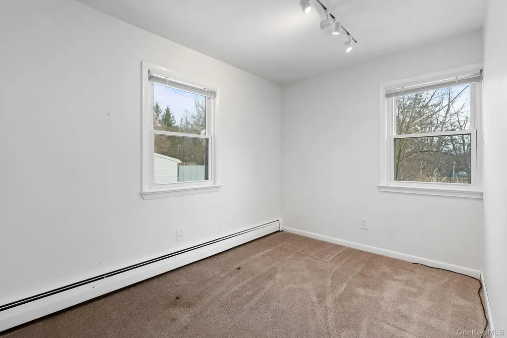 476 Coldenham Road Walden NY 12586