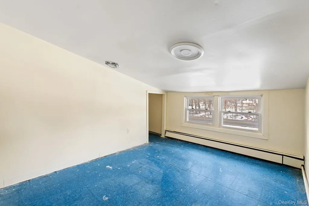 476 Coldenham Road Walden NY 12586
