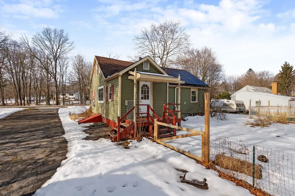 476 Coldenham Road Walden NY 12586
