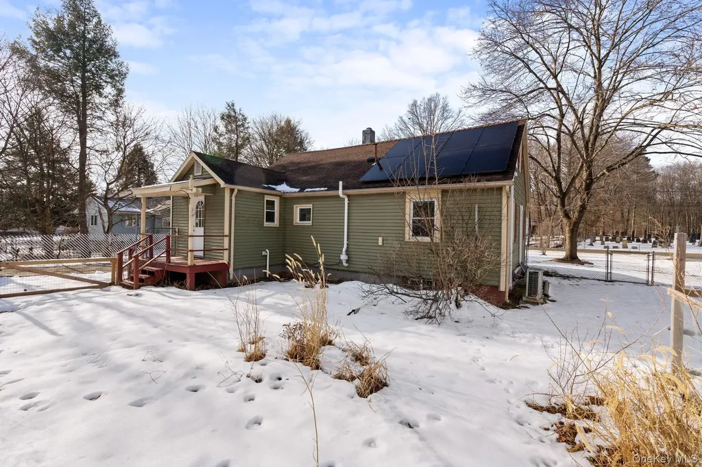 476 Coldenham Road Walden NY 12586
