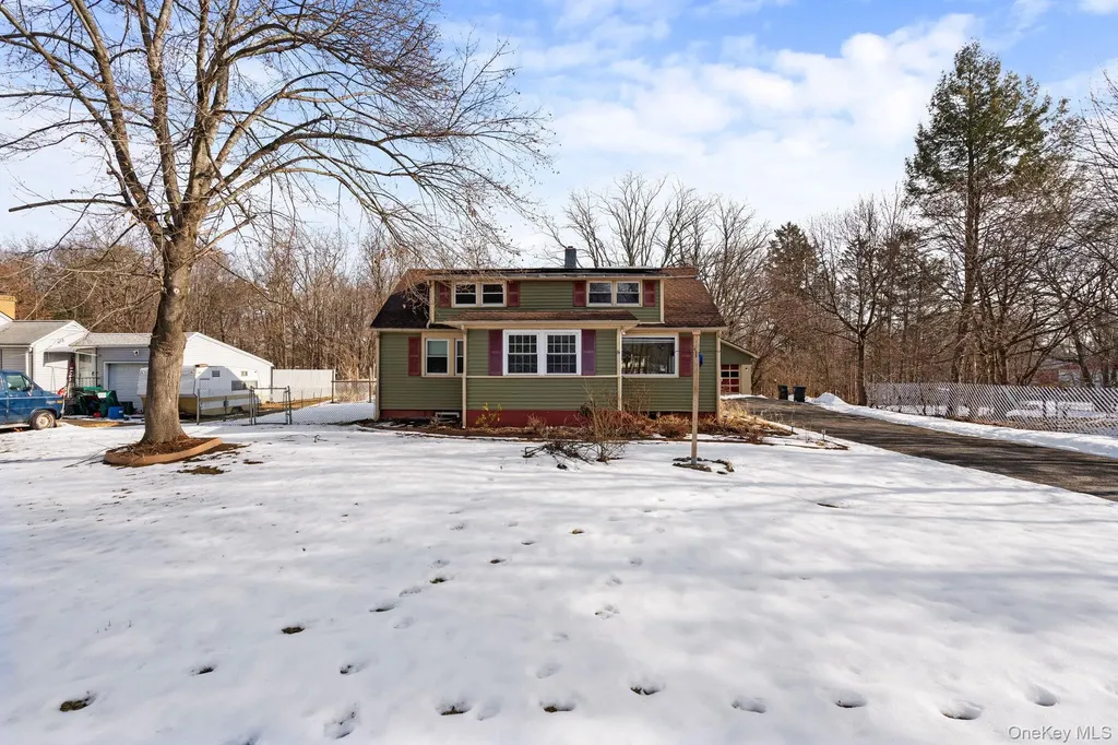 476 Coldenham Road Walden NY 12586