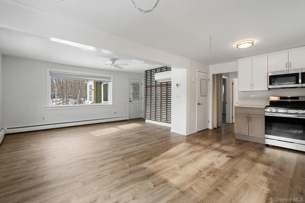 476 Coldenham Road Walden NY 12586