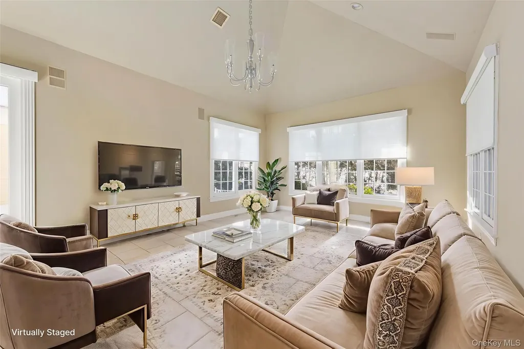38 Stone Hill Drive S Manhasset NY 11030