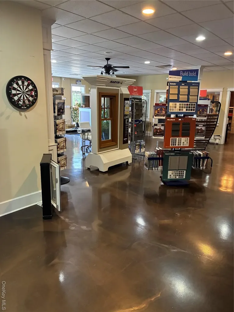 42 Windsor Highway New Windsor NY 12553
