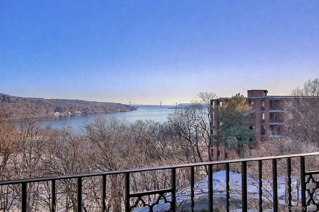 16 Rockledge Avenue Ossining NY 10562