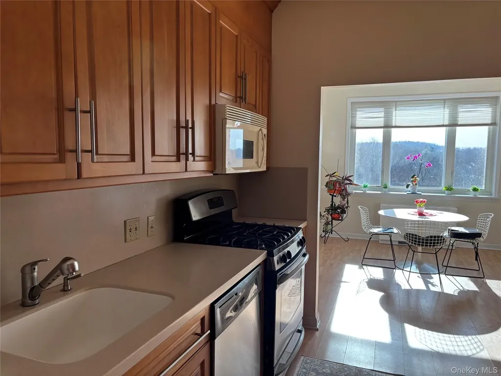16 Rockledge Avenue Ossining NY 10562