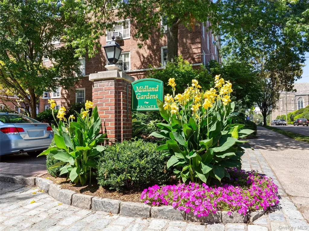5 Midland Gardens Bronxville NY 10708