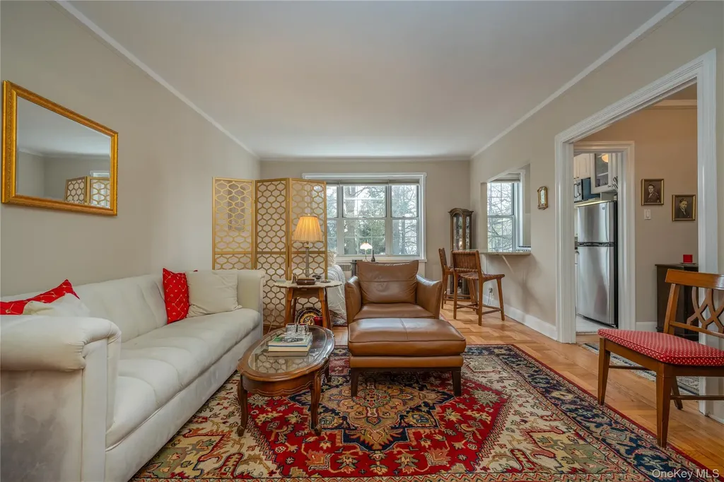 5 Midland Gardens Bronxville NY 10708